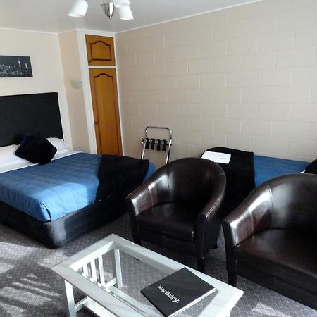Aarburg Airport Motel Κράισττσερτς Δωμάτιο φωτογραφία