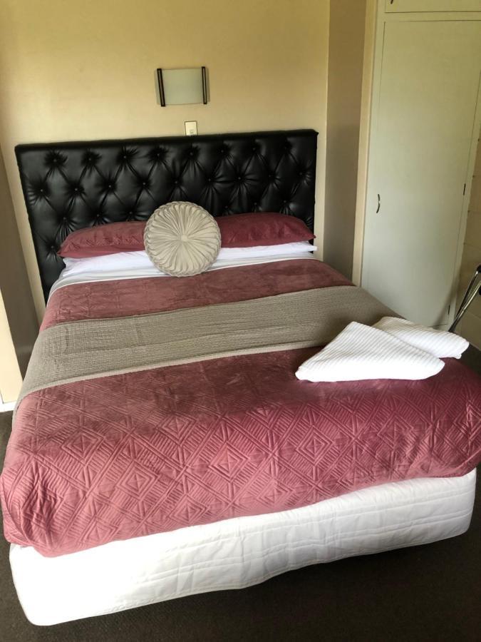 Aarburg Airport Motel Κράισττσερτς Εξωτερικό φωτογραφία