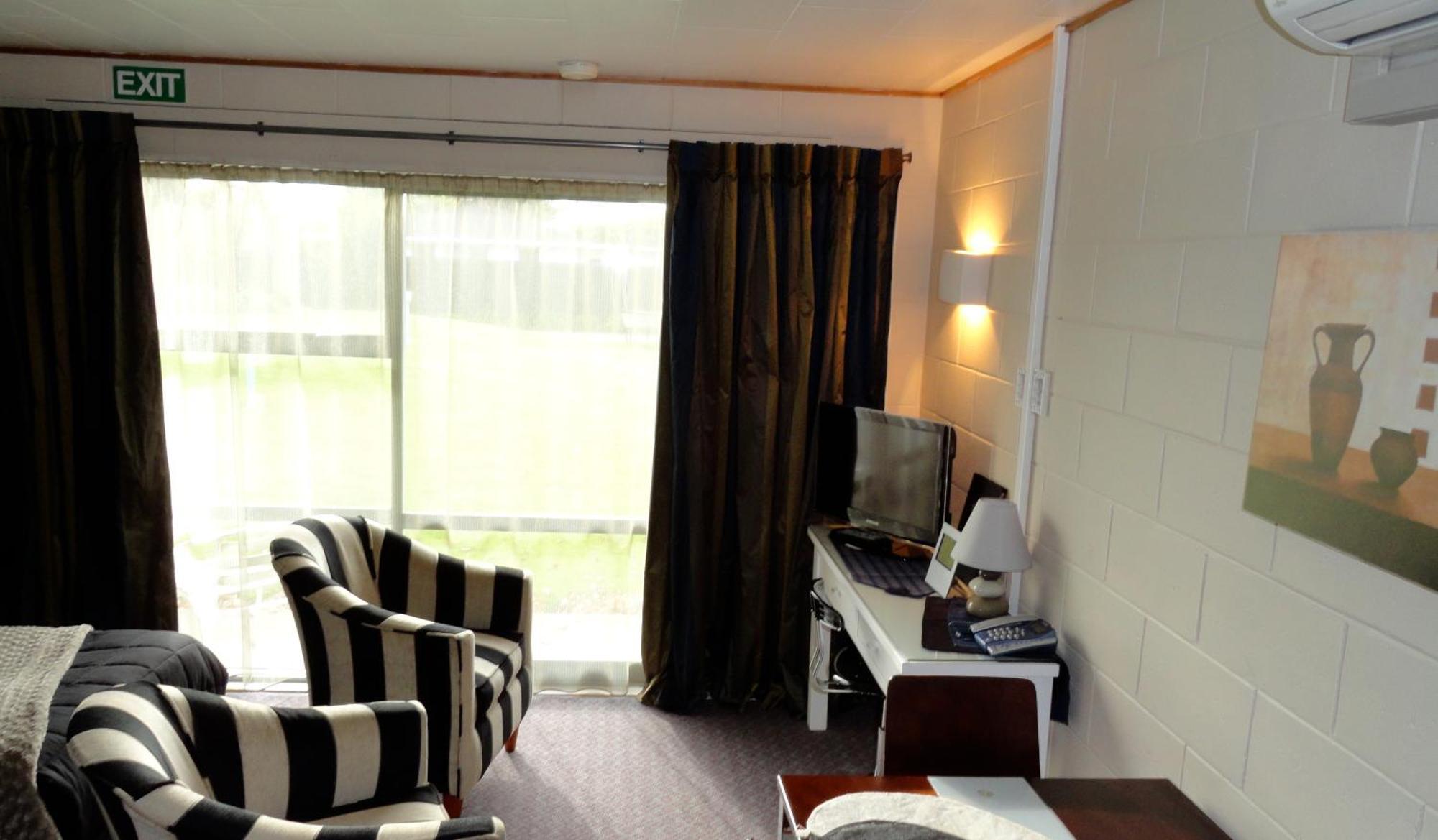 Aarburg Airport Motel Κράισττσερτς Δωμάτιο φωτογραφία